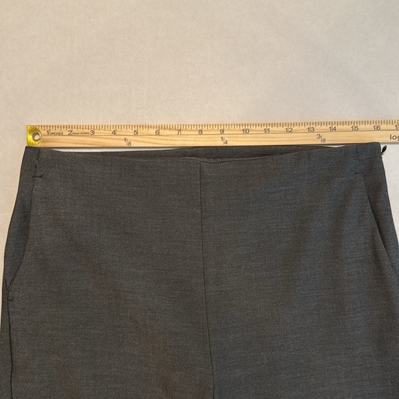 Ann Taylor The Side Zip Ankle Pant in Bi-Stretch Dark Gray Size 8 - Picture 6 of 13